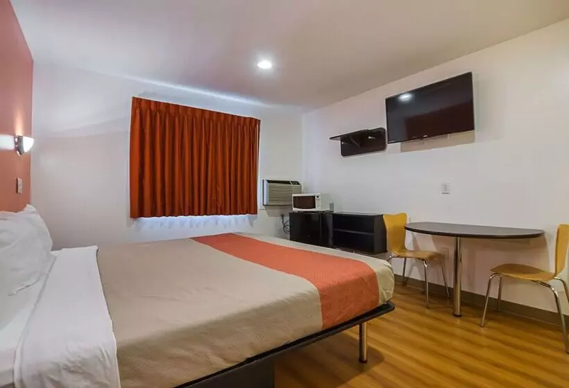 Motel 6 Marshalltown, Ia