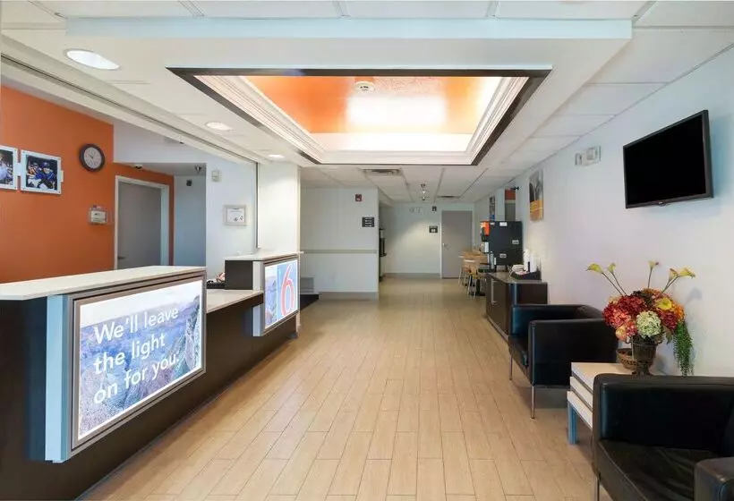 Motel 6 Hillsboro, Tx