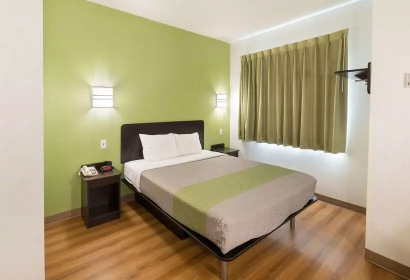 Motel 6 Hillsboro, Tx