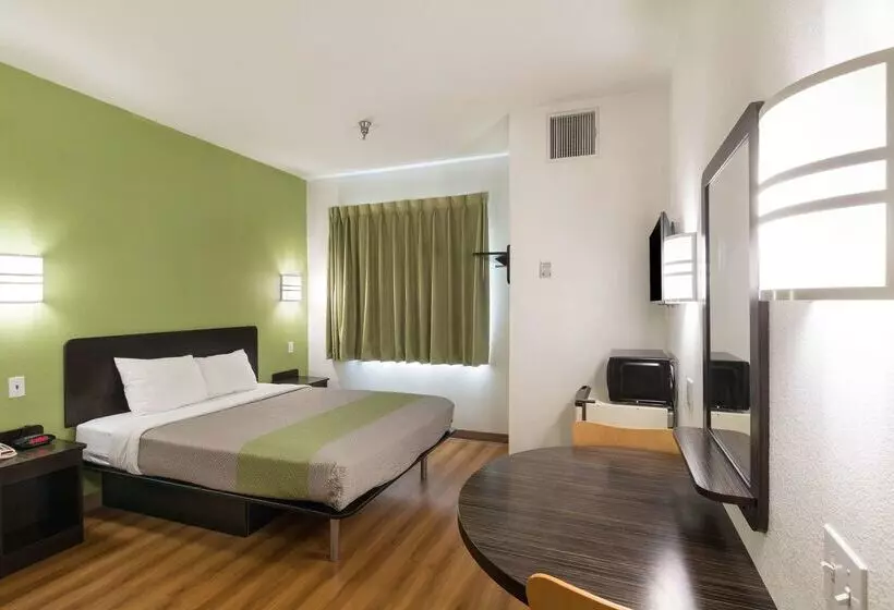 Motel 6 Hillsboro, Tx