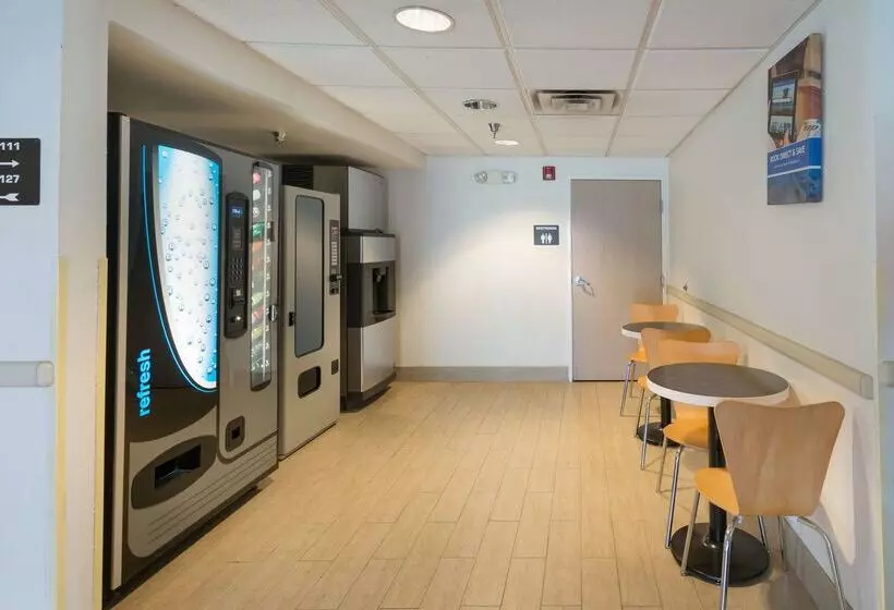 Motel 6 Hillsboro, Tx