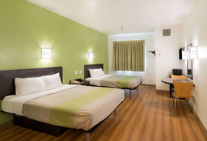 Motel 6 Hillsboro, Tx