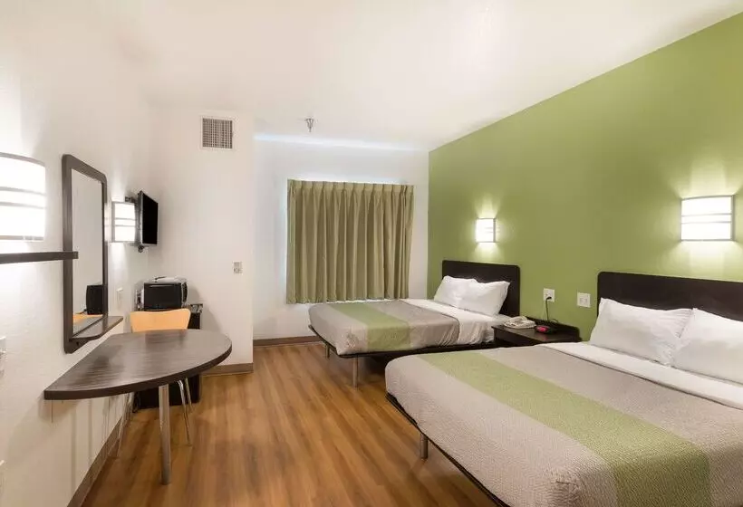 Motel 6 Hillsboro, Tx