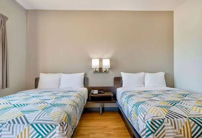 Studio 6port Arthur, Tx  Se