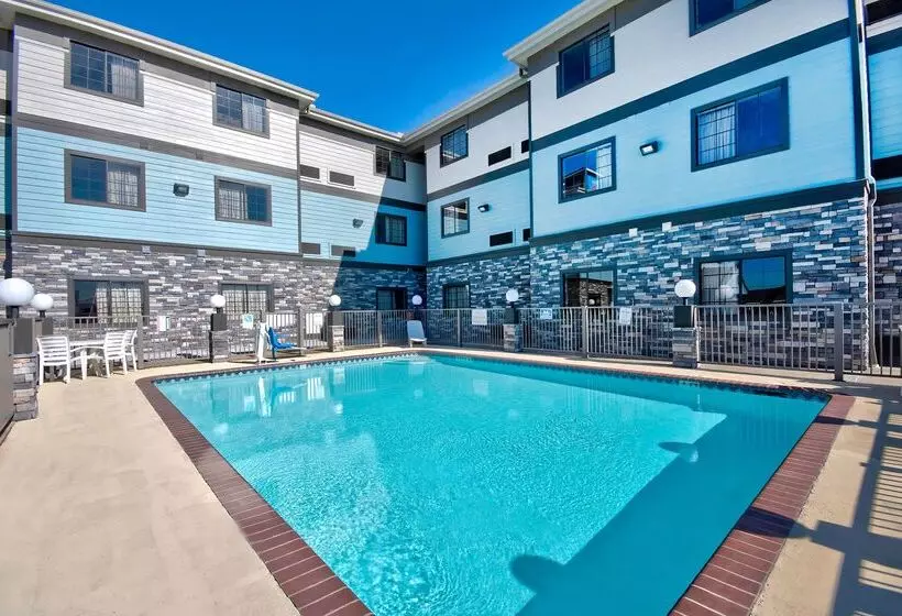 Studio 6port Arthur, Tx  Se