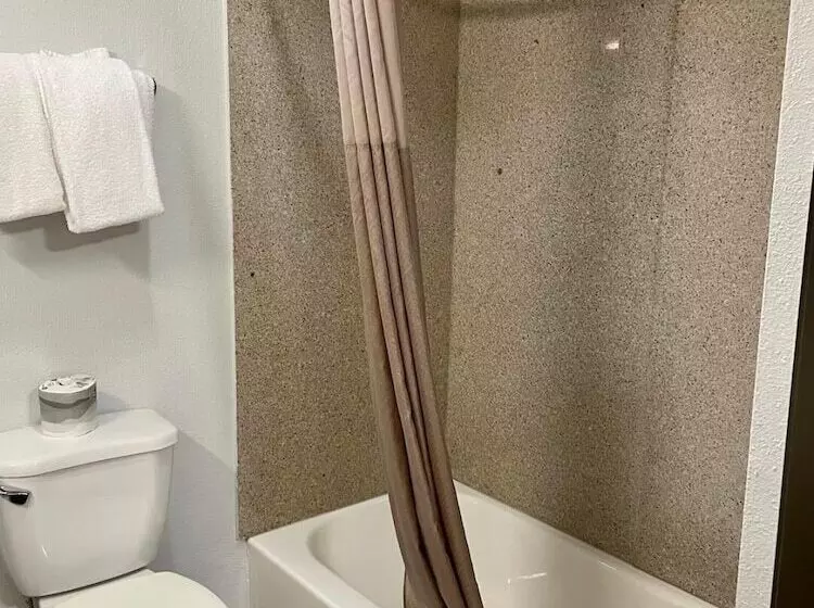 Studio 6port Arthur, Tx  Se