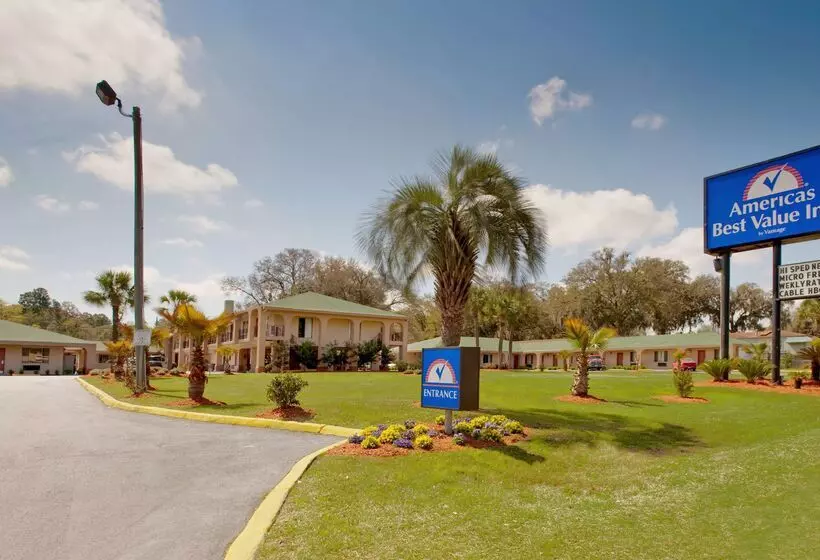 Отель Americas Best Value Inn Savannah