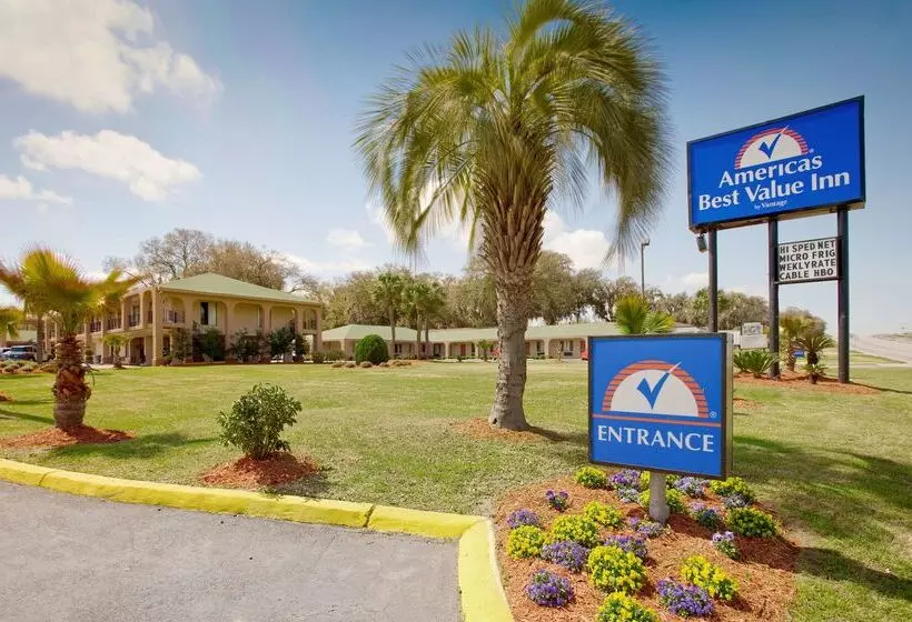 Отель Americas Best Value Inn Savannah