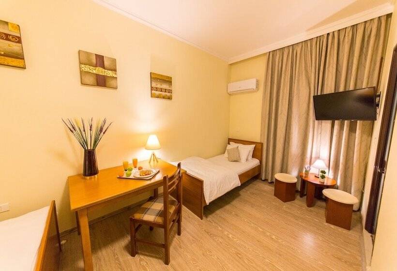 בית מלון כפרי Baron