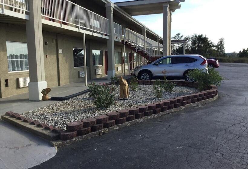 ホテル Big Spring Inn Madisonville