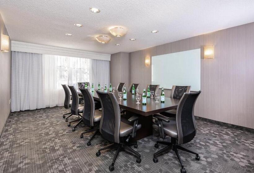 Otel Courtyard By Marriott Newark University Of Delaware