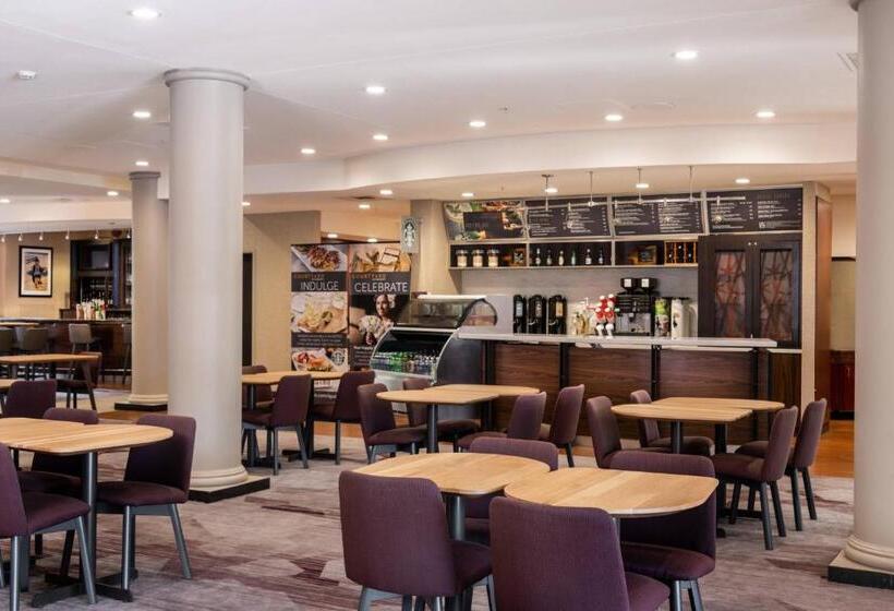 Otel Courtyard By Marriott Newark University Of Delaware