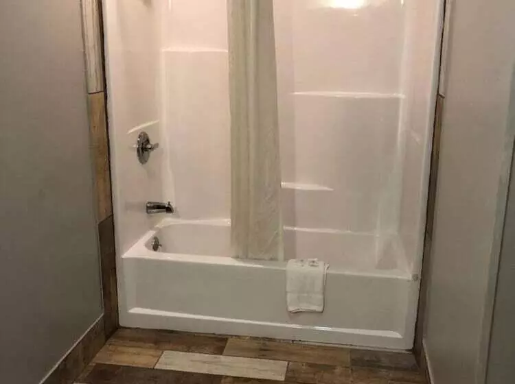 호텔 Deerfield Inn And Suites  Fairview