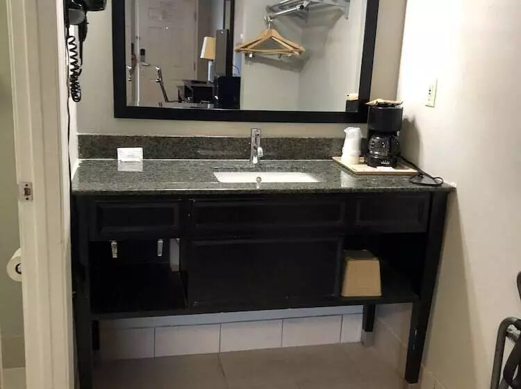 호텔 Deerfield Inn And Suites  Fairview