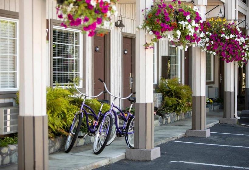 Отель Earthbox Inn & Spa