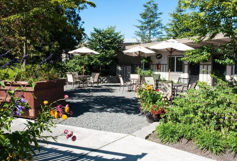 Отель Earthbox Inn & Spa