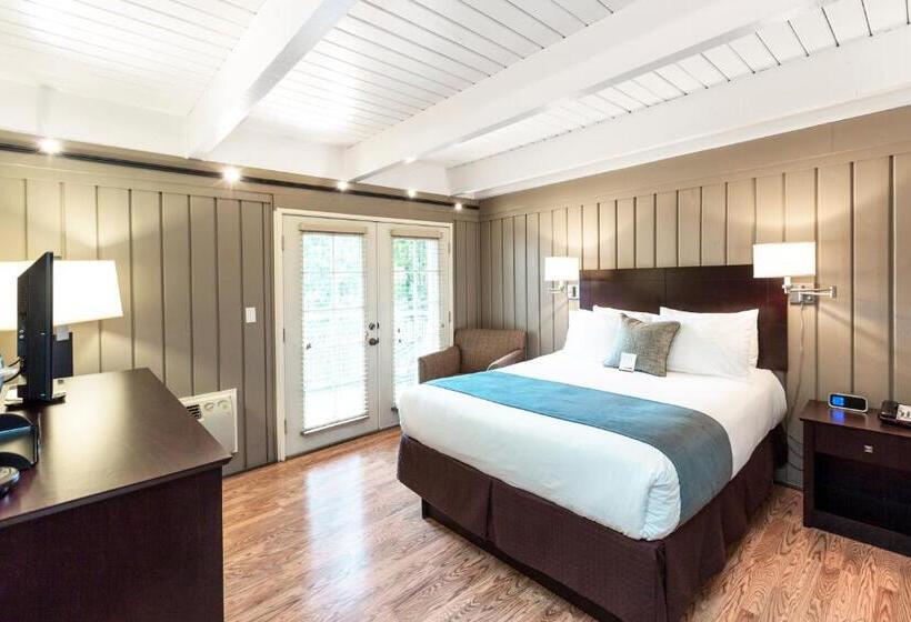 Отель Earthbox Inn & Spa