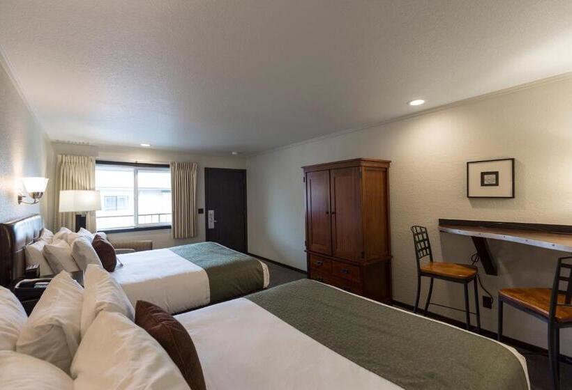 Отель Earthbox Inn & Spa