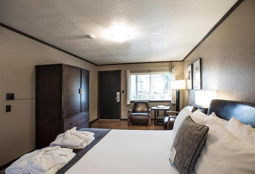 Отель Earthbox Inn & Spa