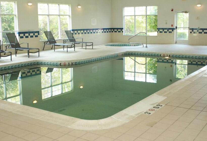 Otel Fairfield Inn & Suites By Marriott Fairmont