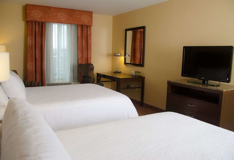 בית מלון כפרי Hilton Garden Inn Watertown/thousand Islands