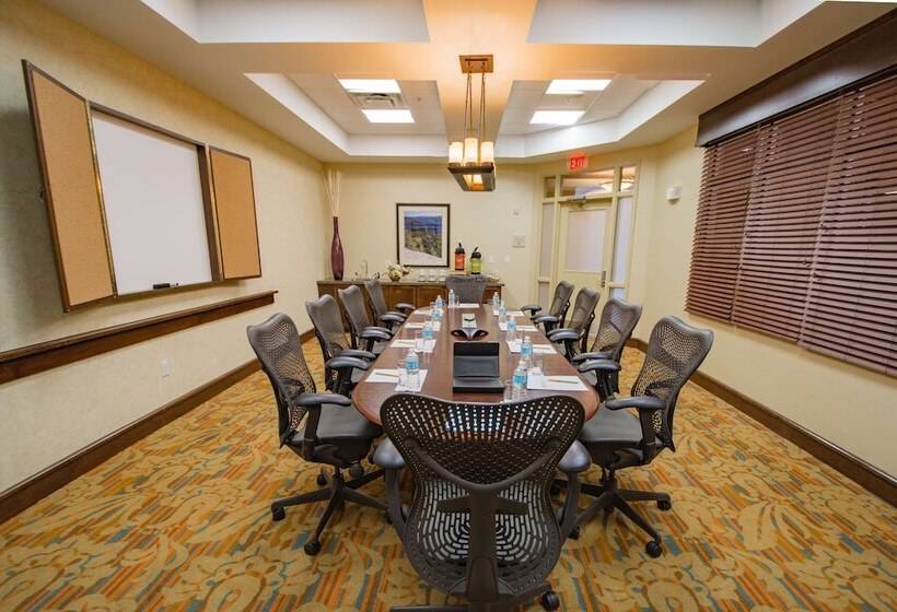 בית מלון כפרי Hilton Garden Inn Watertown/thousand Islands