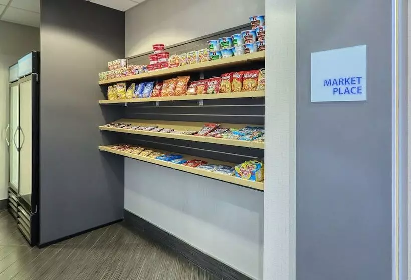 Hotelli Holiday Inn Express And Suites Batavia, An Ihg