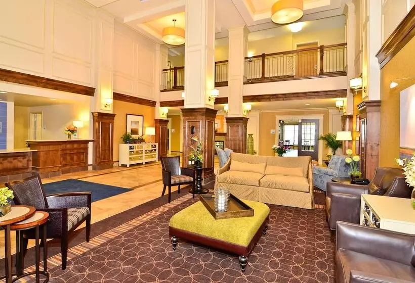 هتل Holiday Inn Express & Suites Williston, An Ihg