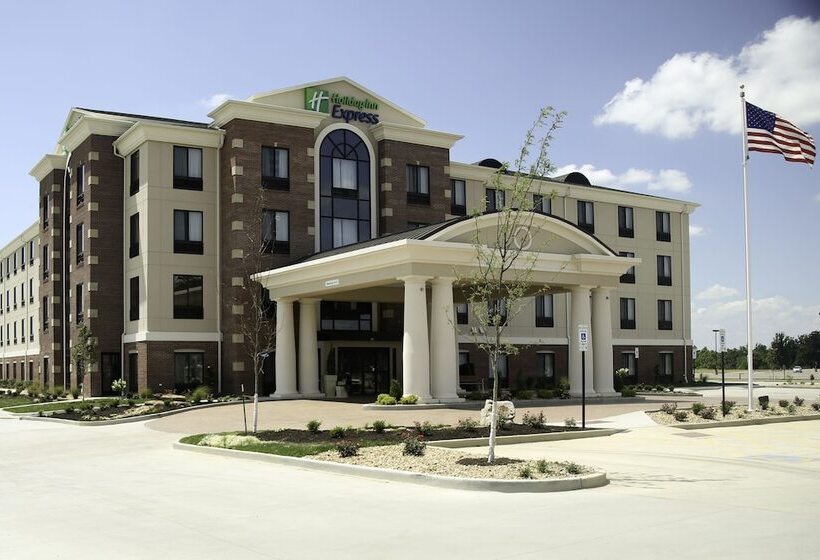 هتل Holiday Inn Express & Suites Marion Northeast, An Ihg