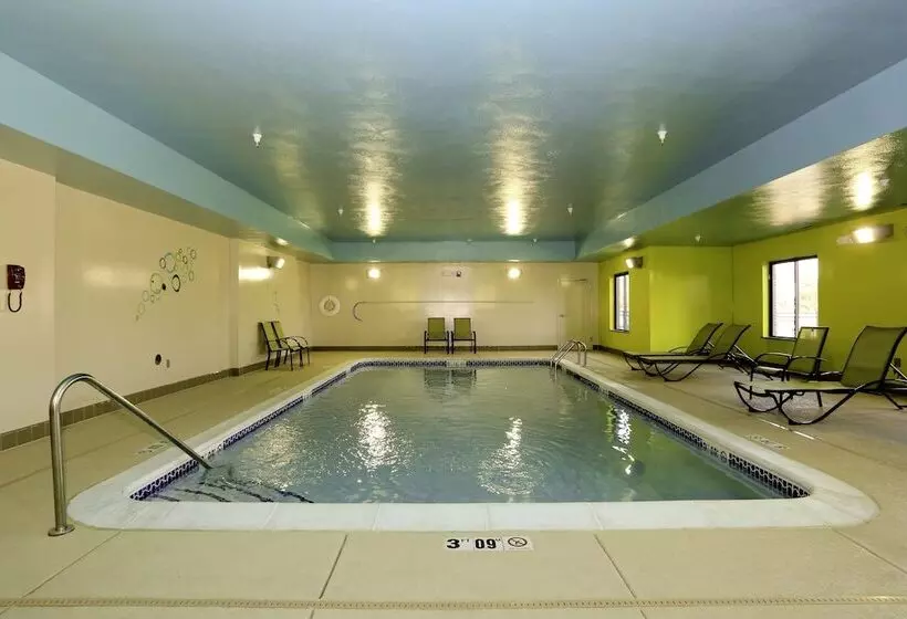 호텔 Holiday Inn Express & Suites Marion Northeast, An Ihg