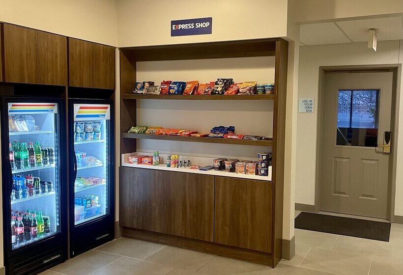 酒店 Holiday Inn Express & Suites Marquette, An Ihg