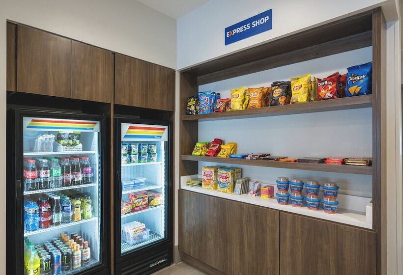 酒店 Holiday Inn Express & Suites Marquette, An Ihg