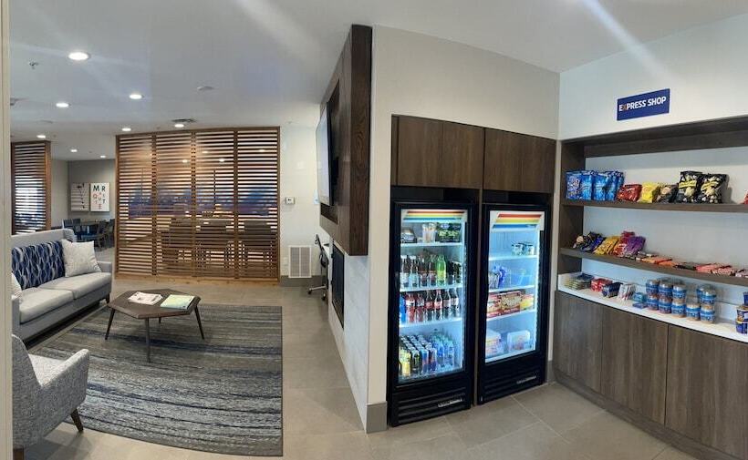 酒店 Holiday Inn Express & Suites Marquette, An Ihg