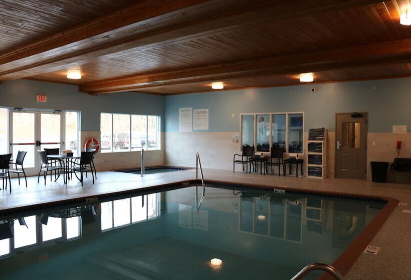 酒店 Holiday Inn Express & Suites Marquette, An Ihg