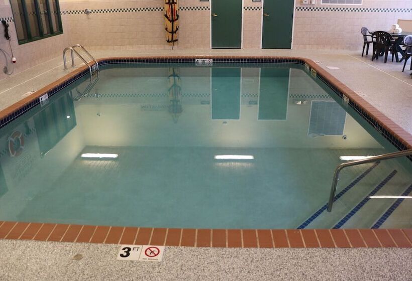 酒店 Holiday Inn Express & Suites Marquette, An Ihg