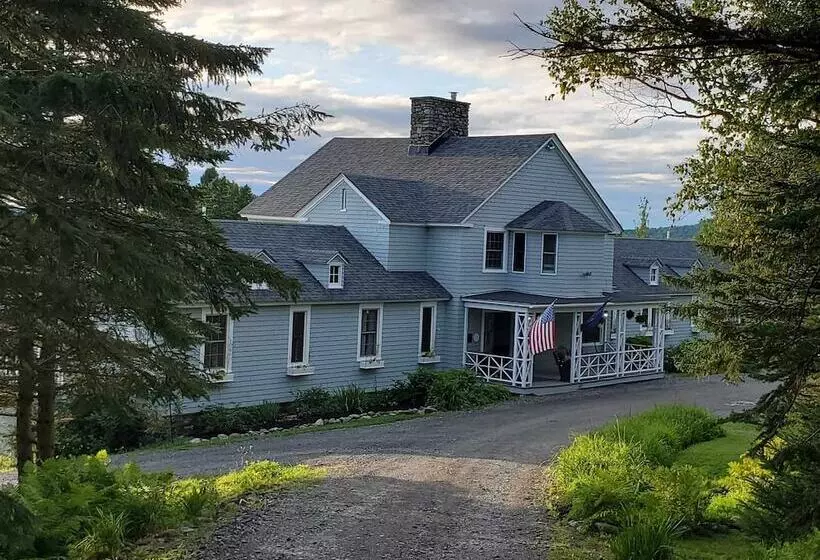 호텔 The Lodge At Moosehead Lake