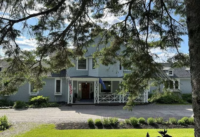 호텔 The Lodge At Moosehead Lake