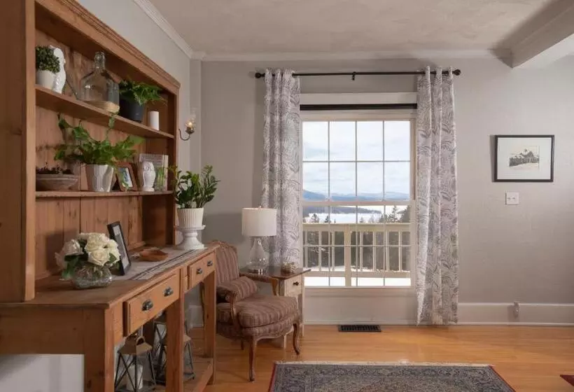 호텔 The Lodge At Moosehead Lake