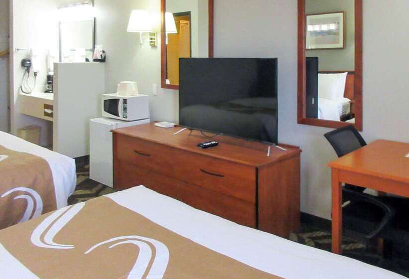 فندق Quality Inn & Suites Salina National Forest Area