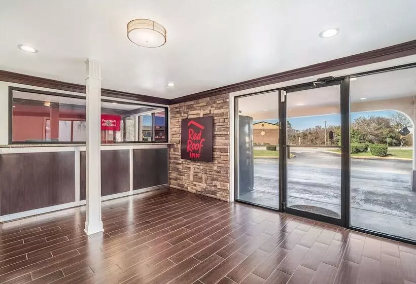 Отель Red Roof Inn Sumter