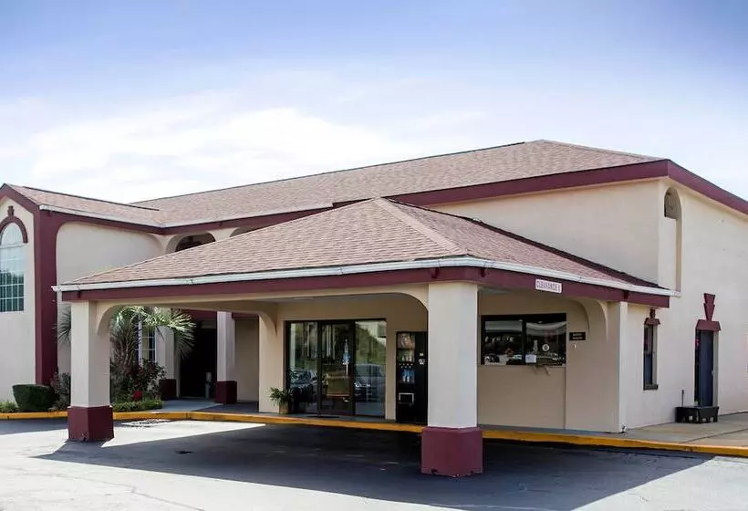 Отель Red Roof Inn Sumter