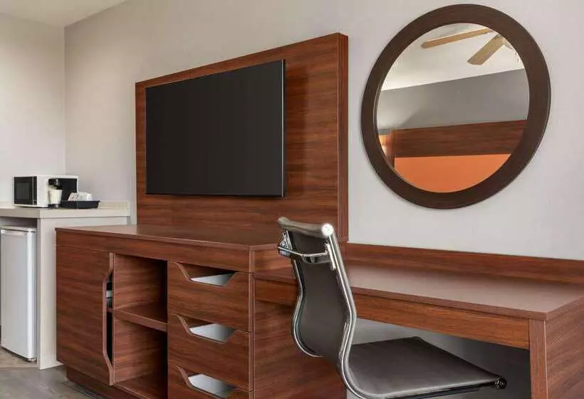 モーテル Travelodge By Wyndham Depoe Bay