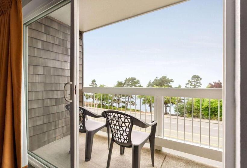 Мотель Travelodge By Wyndham Depoe Bay