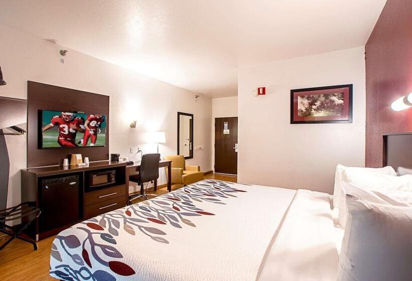 מוטל Seasons Inn Traverse City