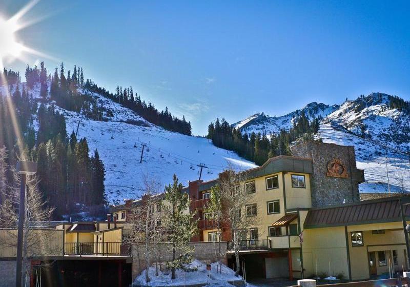 Red Wolf Lodge At Olympic Valley