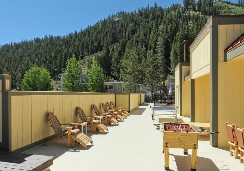 Red Wolf Lodge At Olympic Valley