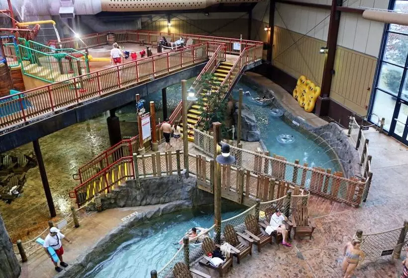 Resort Six Flags Great Escape Lodge & Indoor Waterpark