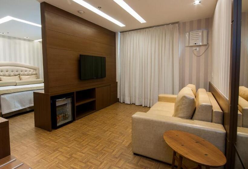 هتل Americas Granada