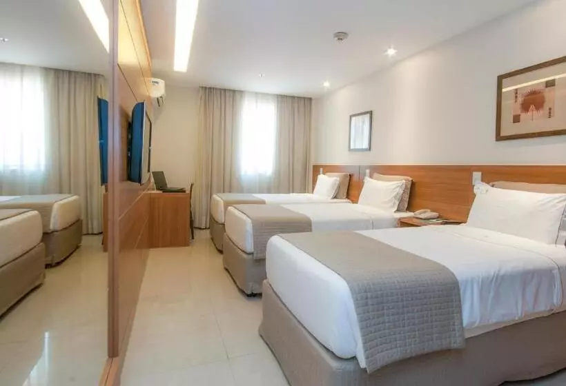 هتل Americas Granada