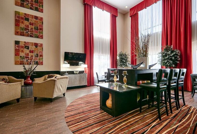 בית מלון כפרי Best Western Plus Cushing Inn & Suites